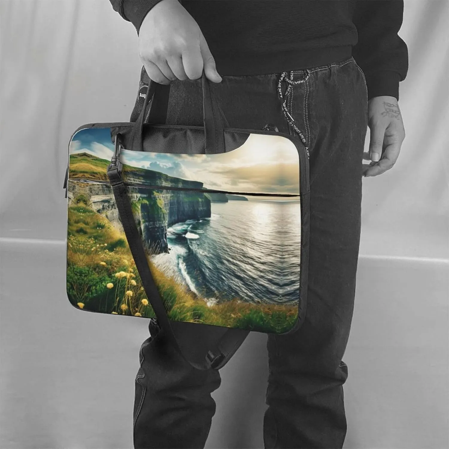 15.6-Inch Laptop Computer And Tablet Shoulder Bag Carrying Case,Business Casual,Outdoors Clare The Cliffs Print