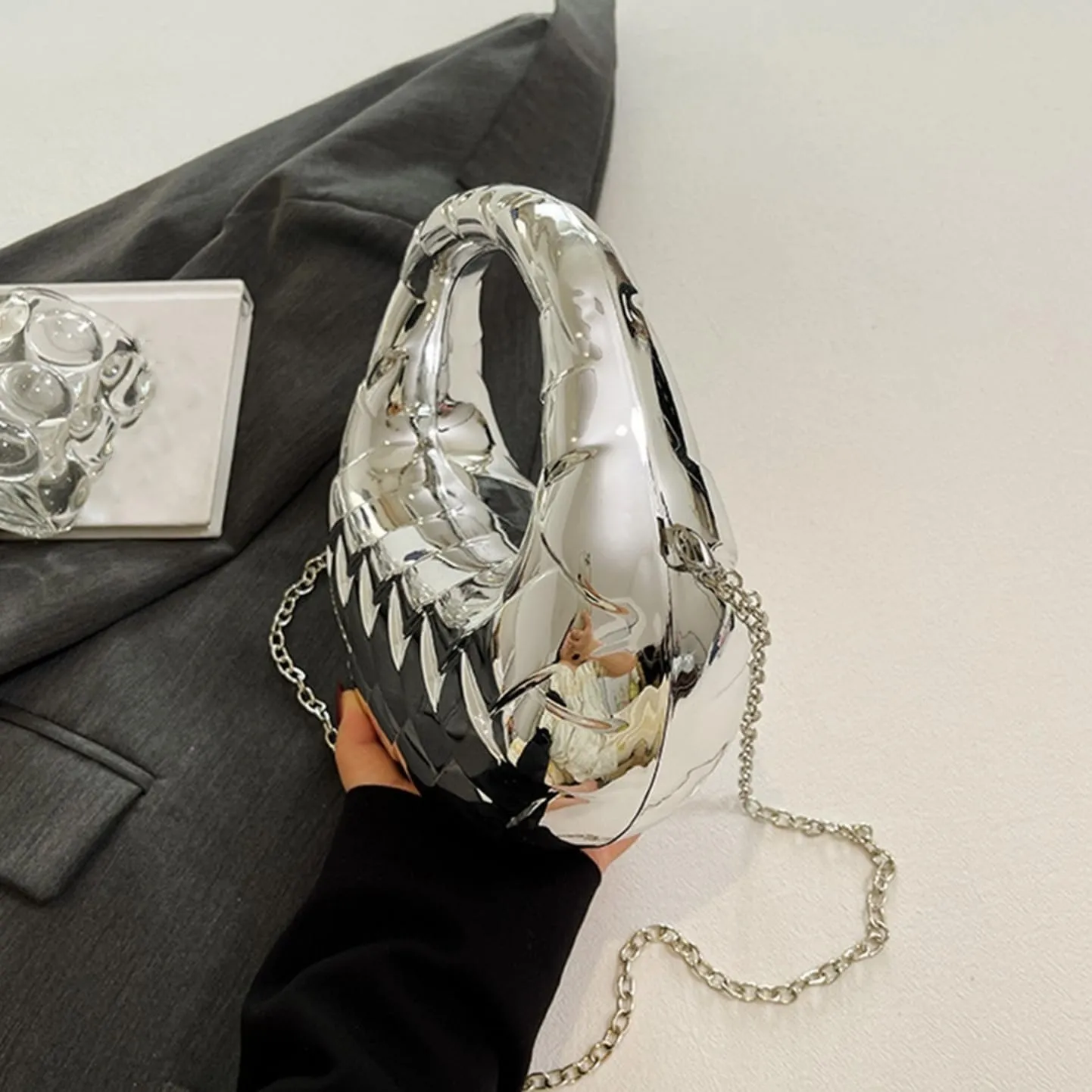 Acrylic Handbags for Women Cute Acrylic Clutch Small Unique Purse Trendy Metal Evening Bag for Party Cocktail