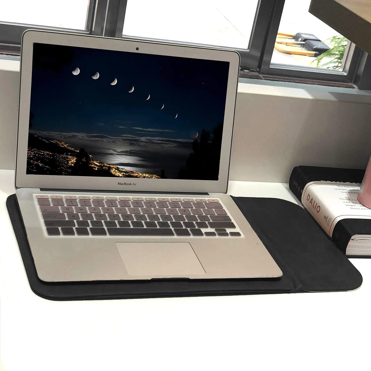 Allinside 13" Laptop Sleeve Compatible with MacBook Air 13 2018-2022 (M2 A2681 M1 A2337)/ MacBook Pro 13 2016-2022 (M2 A2686 M1 A2338 A2251 A2289 A2159), PU Leather Laptop Case, Black
