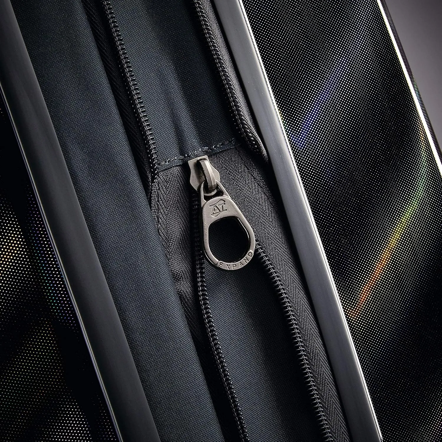 American Tourister Moonlight Hardside Expandable Luggage with Spinner Wheels, Iridescent Black, Carry-On 21-Inch