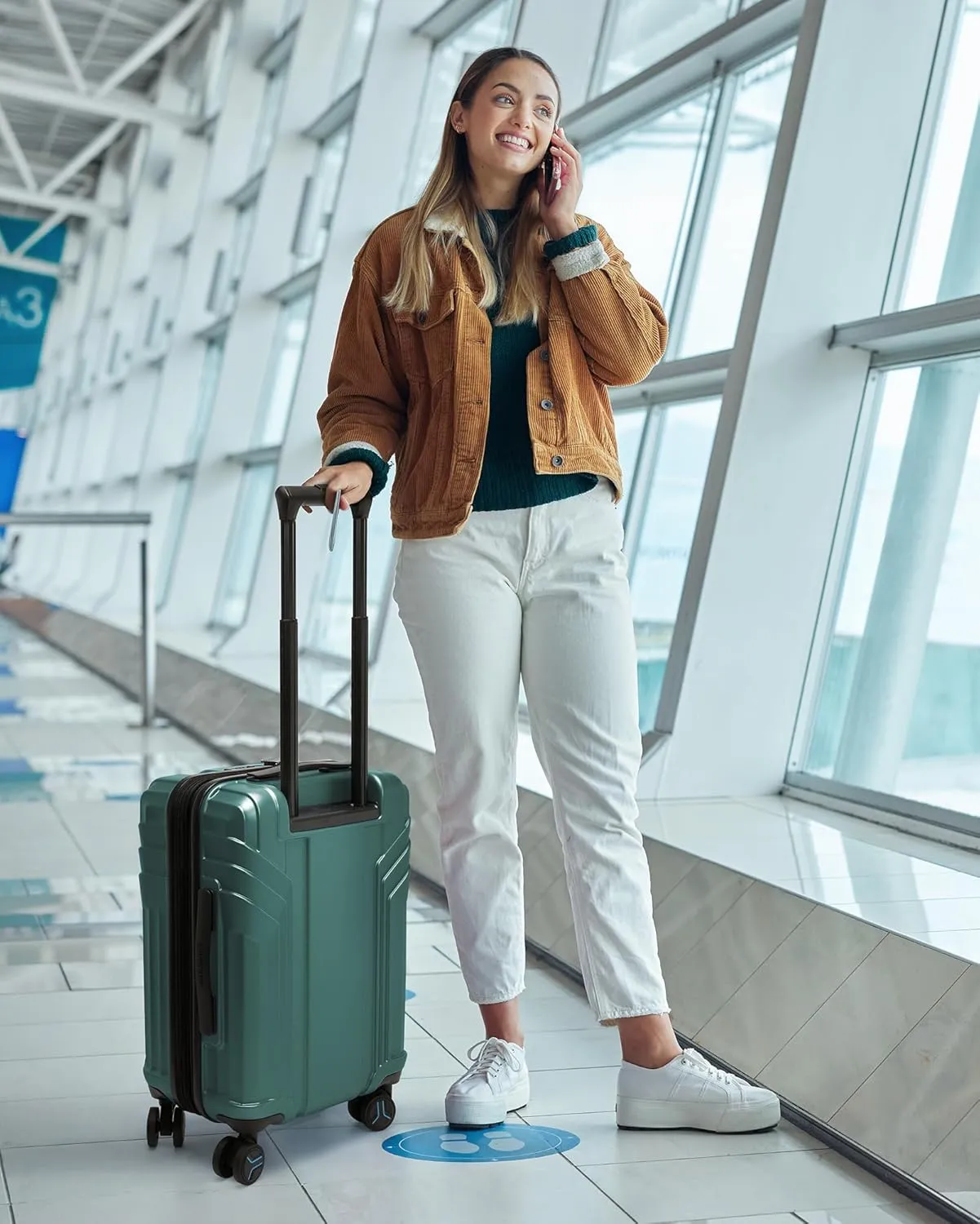 BAGSMART Expandable Carry On Luggage 22x14x9 Airline Approved, 1OO% PC Lightweight Hard Shell Suitcase, 20 Inch Travel Luggage with Spinner Wheels,Carry on Olive Green