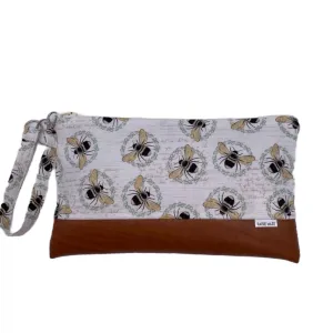 Bee with Wreath Clutch
