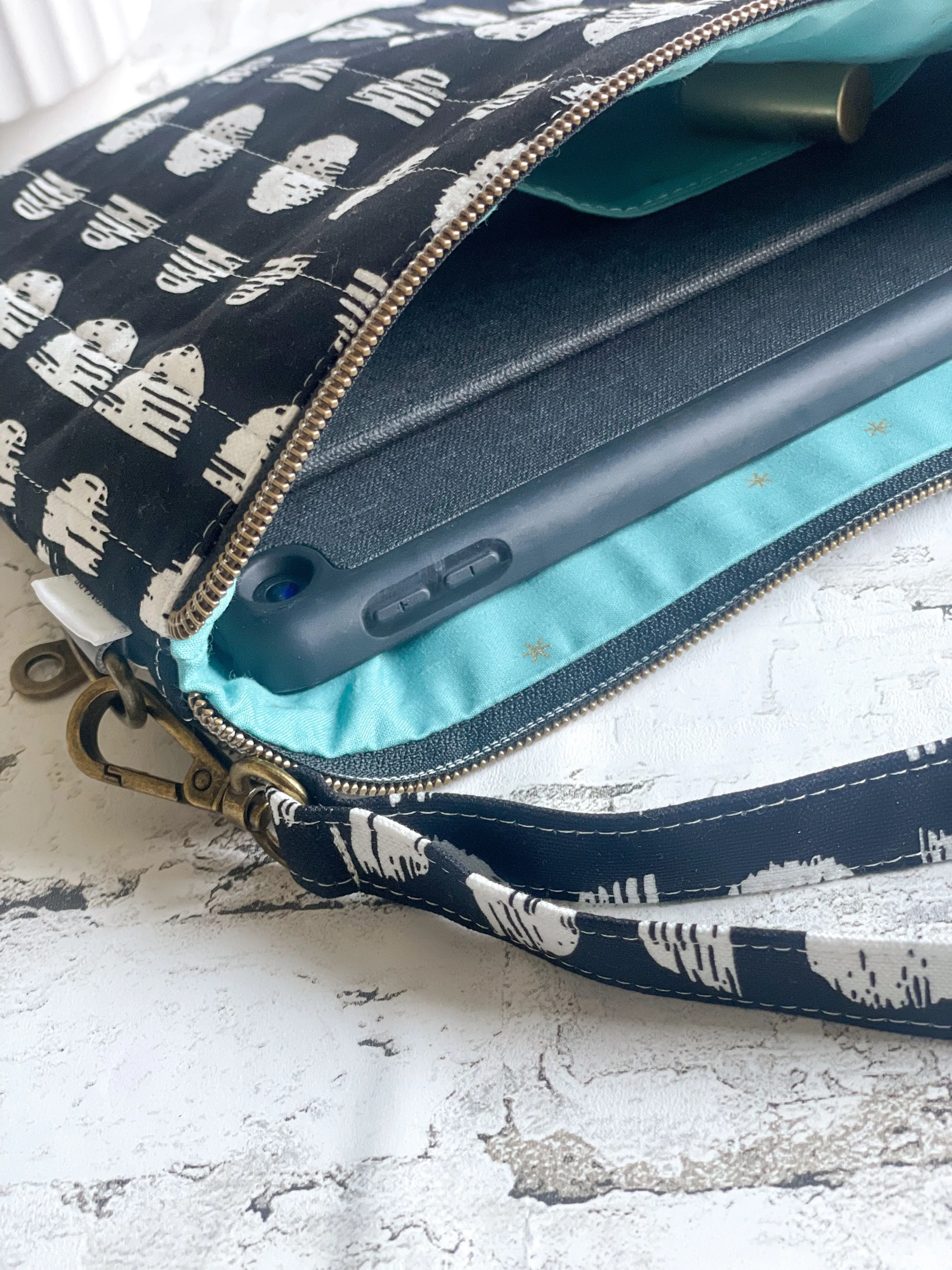 Double Zip Pouch in Moons