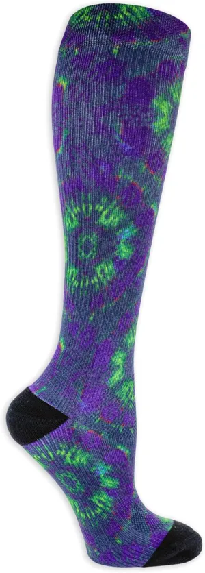 Dr. Scholl's Women's Graduated Compression Tie Dye Print Knee High Socks 1 Pair Pack, Blue, Women's Shoe Size: 4-10