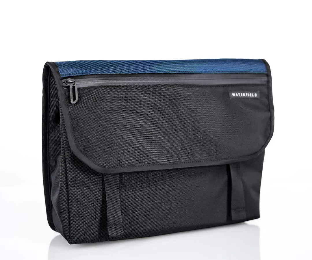 Essential Messenger Laptop Bag