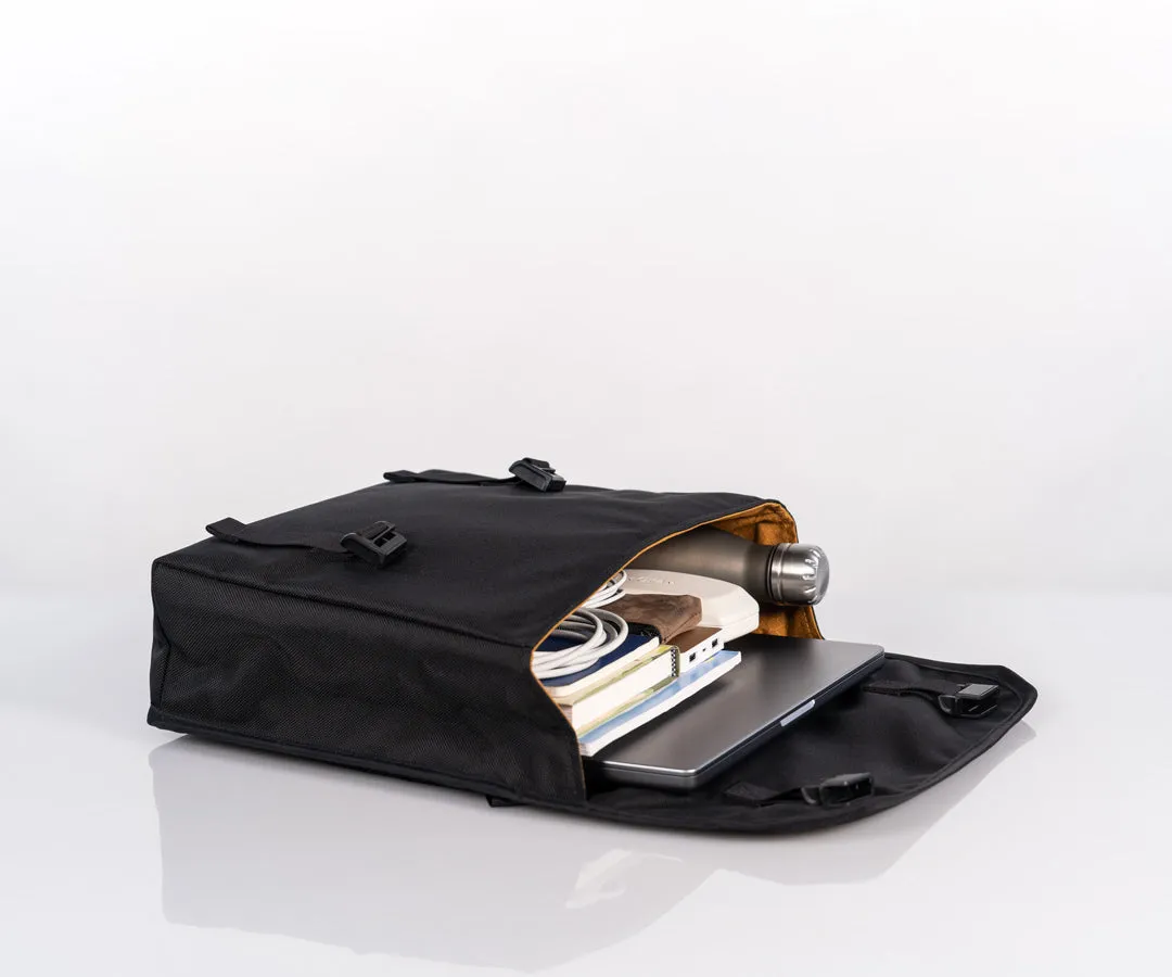 Essential Messenger Laptop Bag
