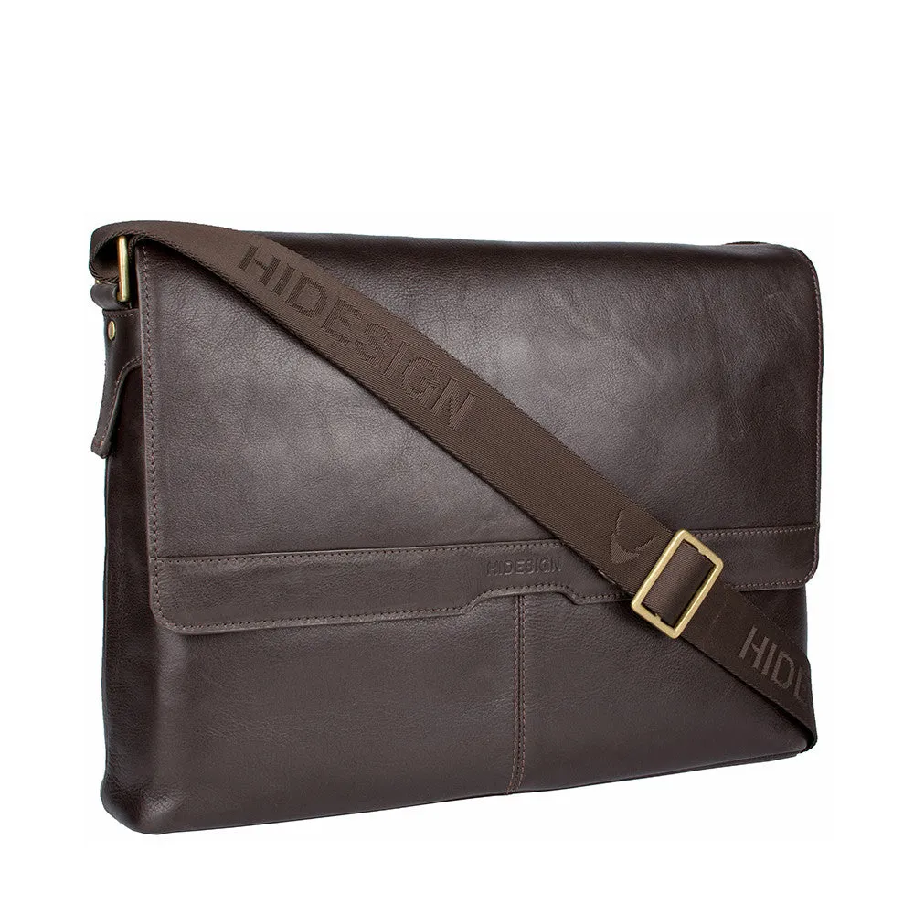 Helvellyn Medium Leather Messenger