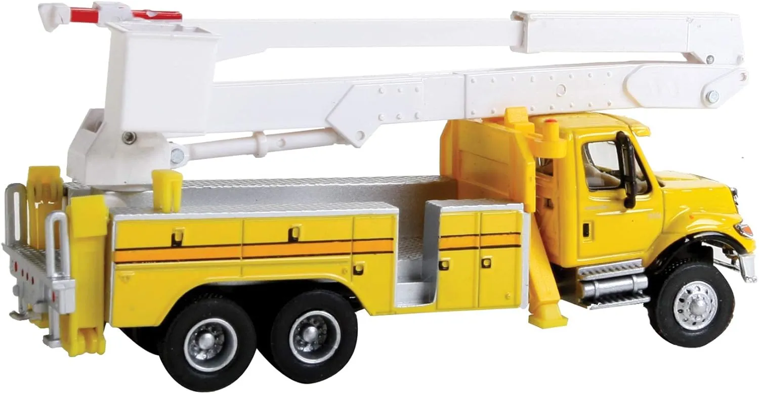 International, Yellow 7600 Utility Truck w/Bucket Lift
