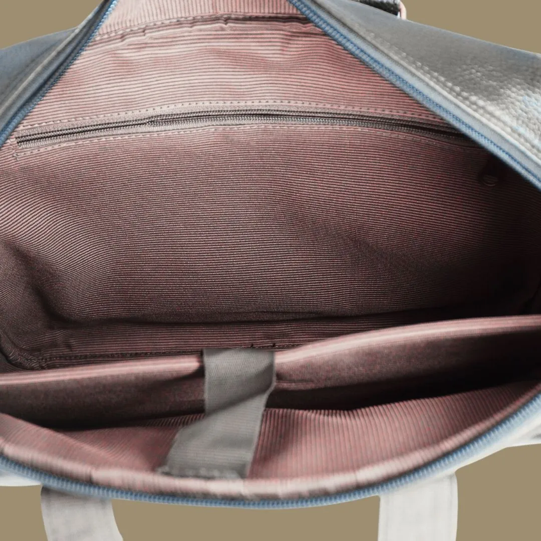 Ishaan Black Genuine Leather Laptop Messenger Bag-Gs