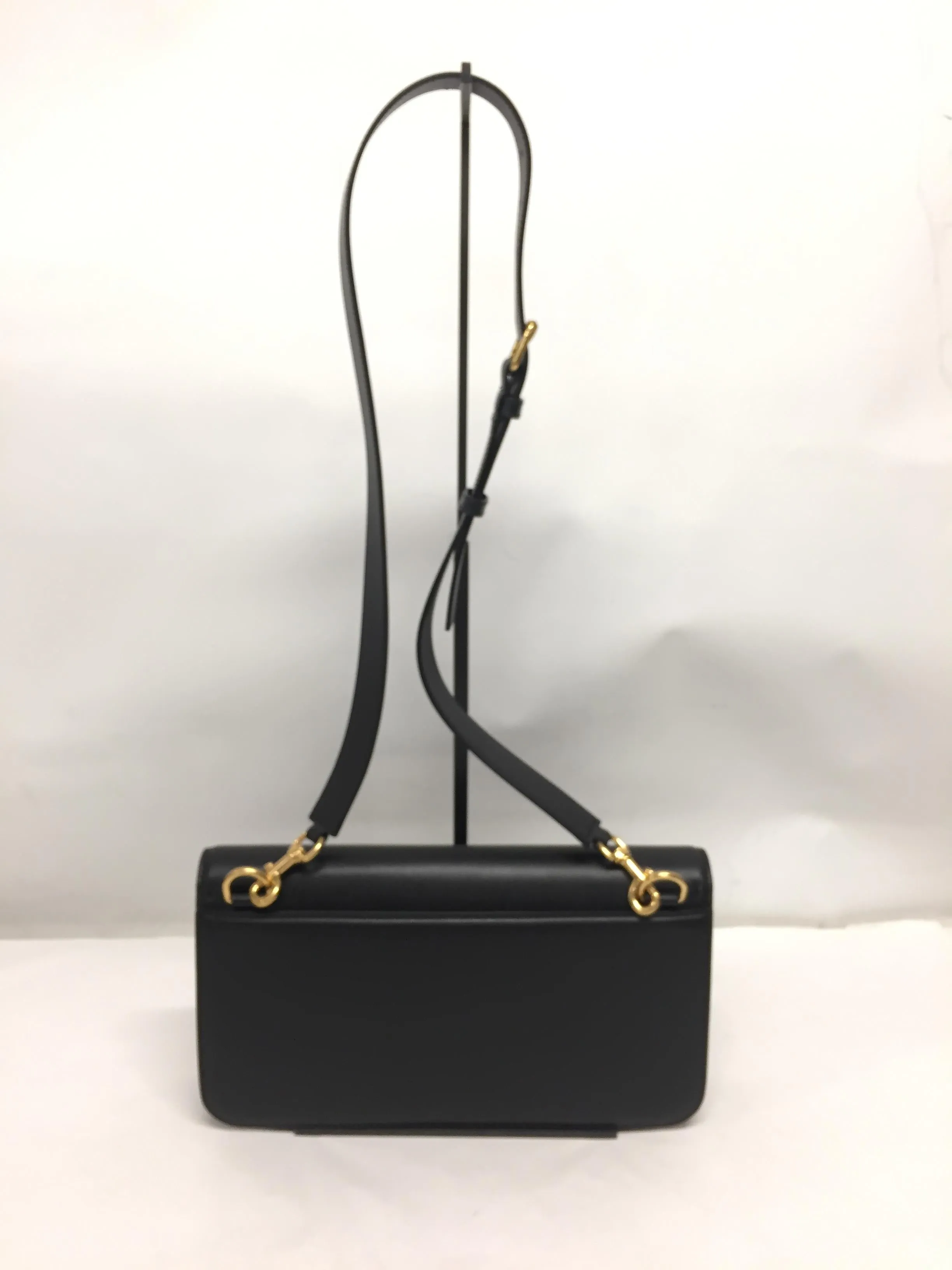 Leather messenger bag