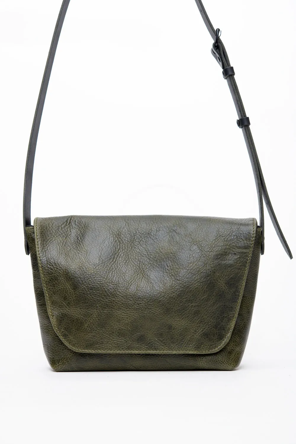 Leather satchel, messenger bag, postman bag BISCUIT model, handmade in Canada