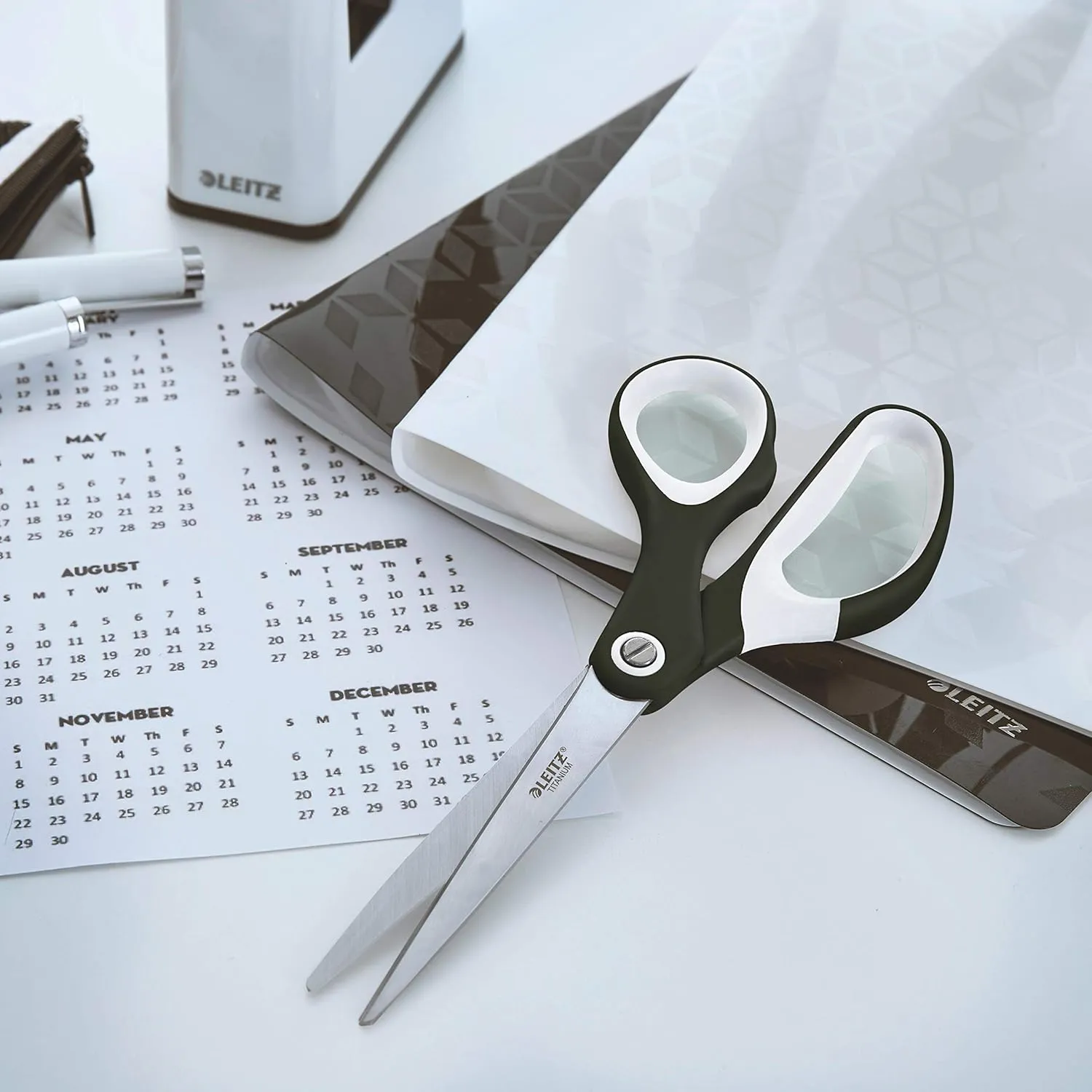 Leitz Titanium Scissors, Right or Left Handed Ambidextrous, 6.7 x 1.5 x 15 cm, Office Stationary, Ergonomic Handle, Wow Range, Black