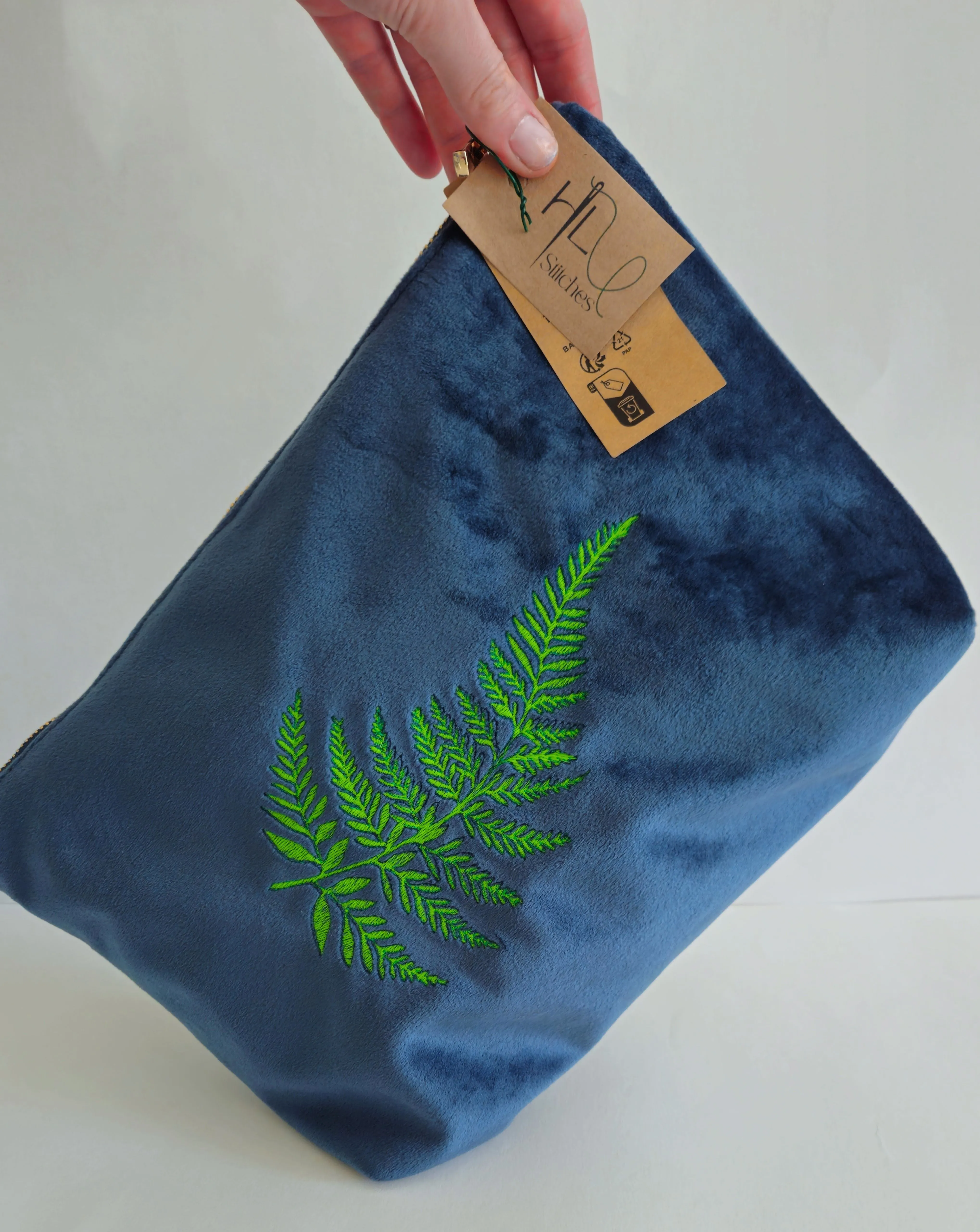 Luxurious Velvet Pouch with Fern Embroidery – Sustainable Gift or Travel Accessory in Petrol Blue (Two Sizes)