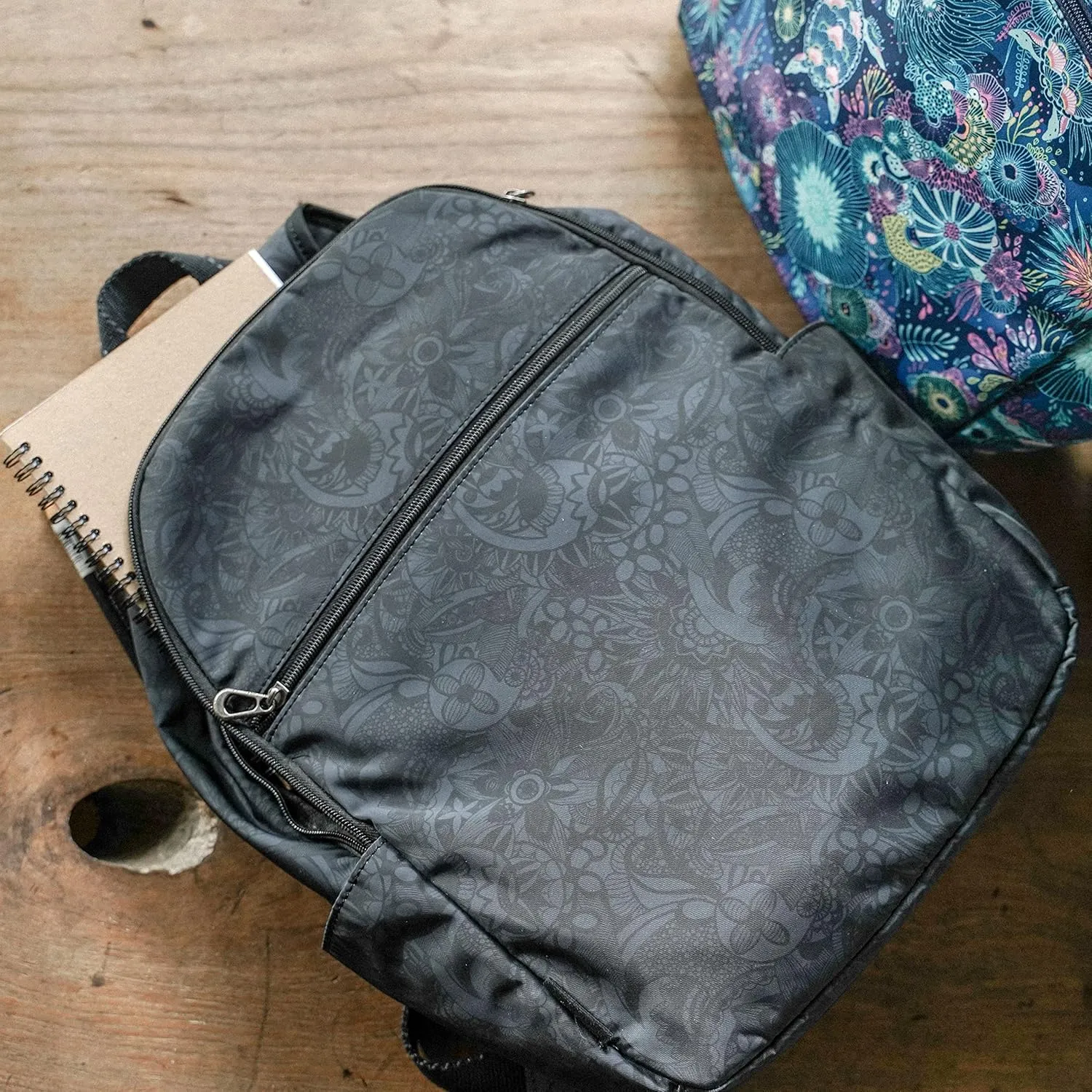 Sakroots womens Eco-twill Sakroots Larchmont Backpack in Eco Twill, Black Spirit Desert, One Size US