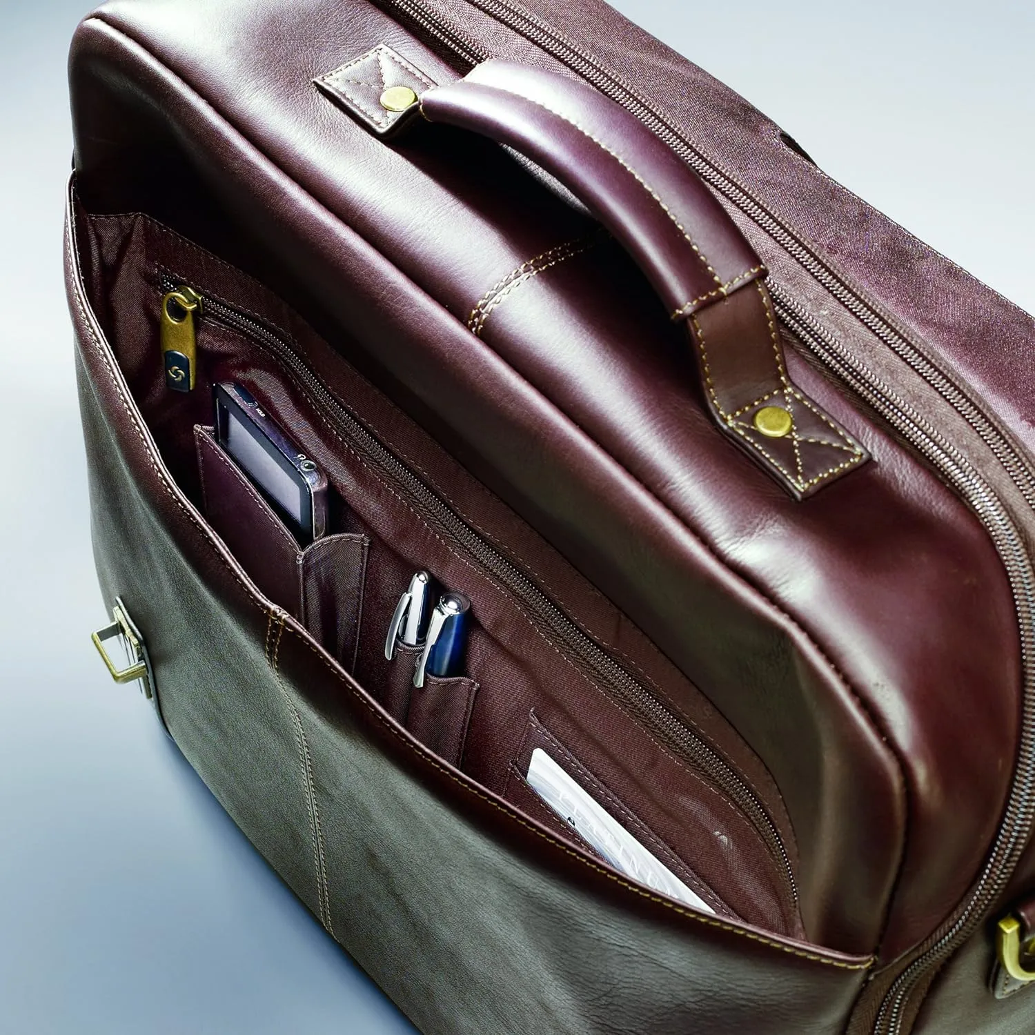 Samsonite Colombian Leather Flap-Over Messenger Bag