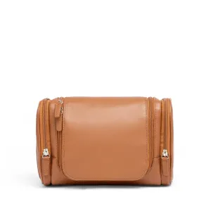 Small Hanging Toiletry Kit Cognac