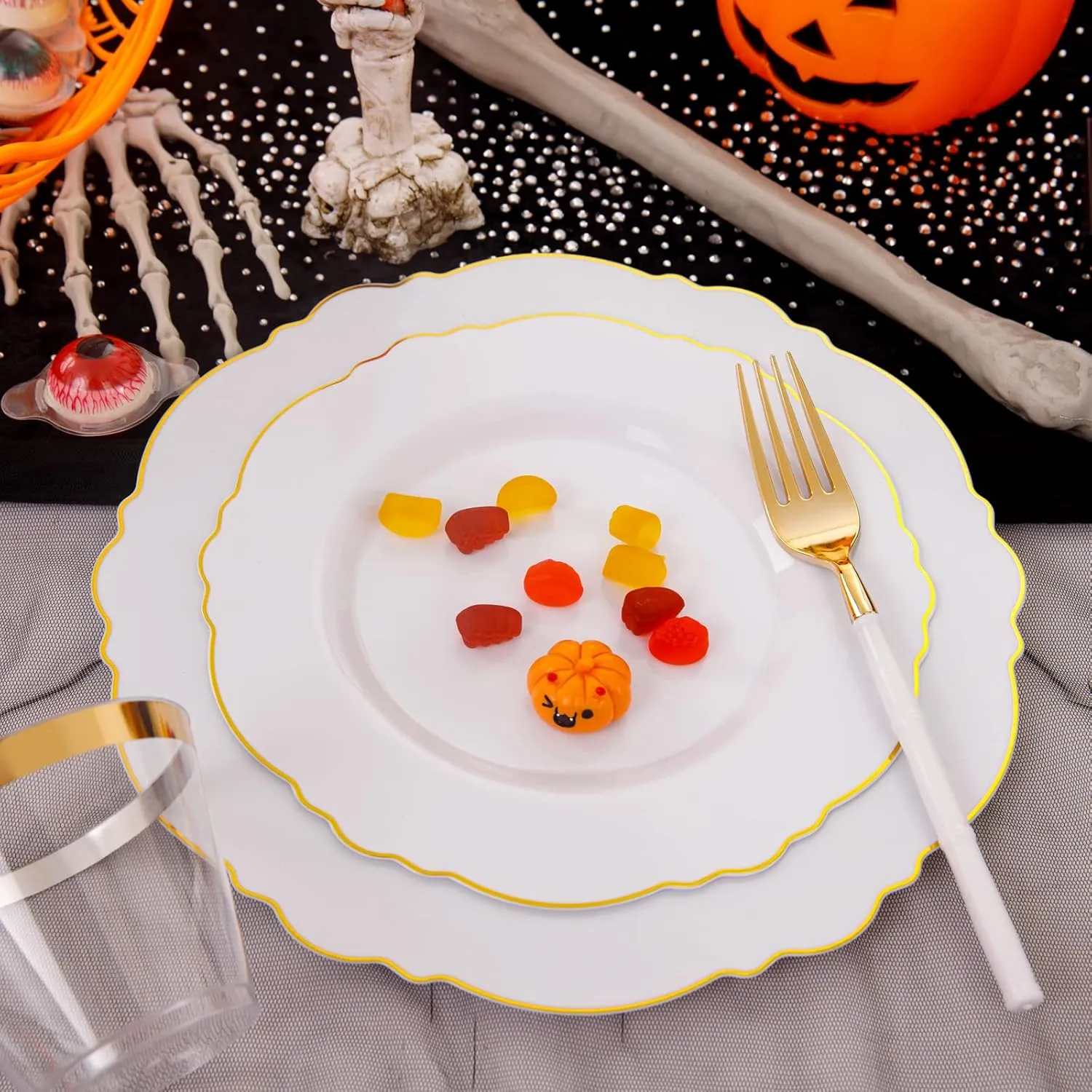 WDF 90Pieces Gold Plastic Silverware-Gold Plastic Cutlery with White Handle- Heavy Duty Thanksgiving Christmas Silverware Include 30Forks, 30 Spoons, 30 Knives for Parties