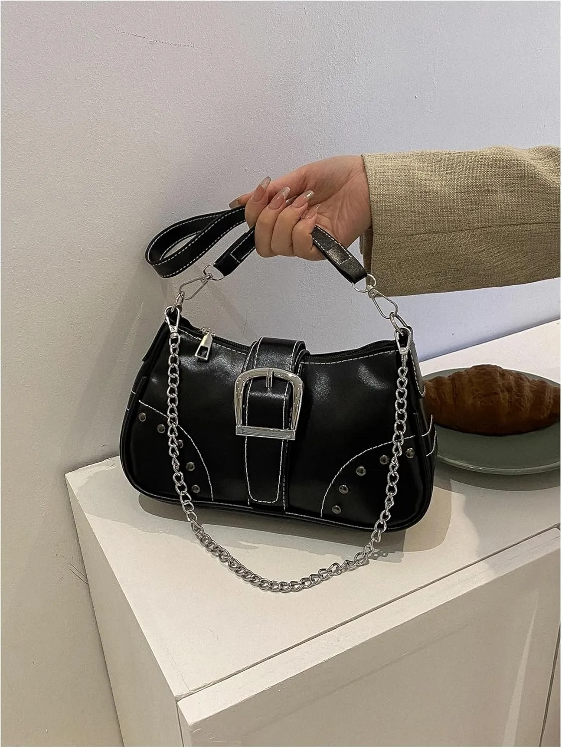 WDIRARA Chain Strap Shoulder Bag Handbag Clutch Purse with Zipper Closure