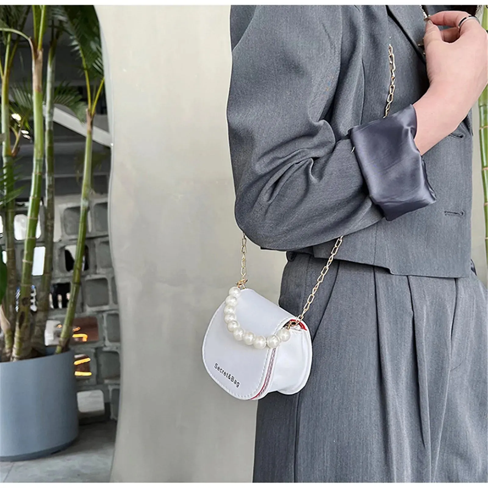 Women Mini Handbags New Elegant Shoulder Messenger Bag Portable Chain Bags Girl Pearl Crossbody Rhombus Small Square Bag